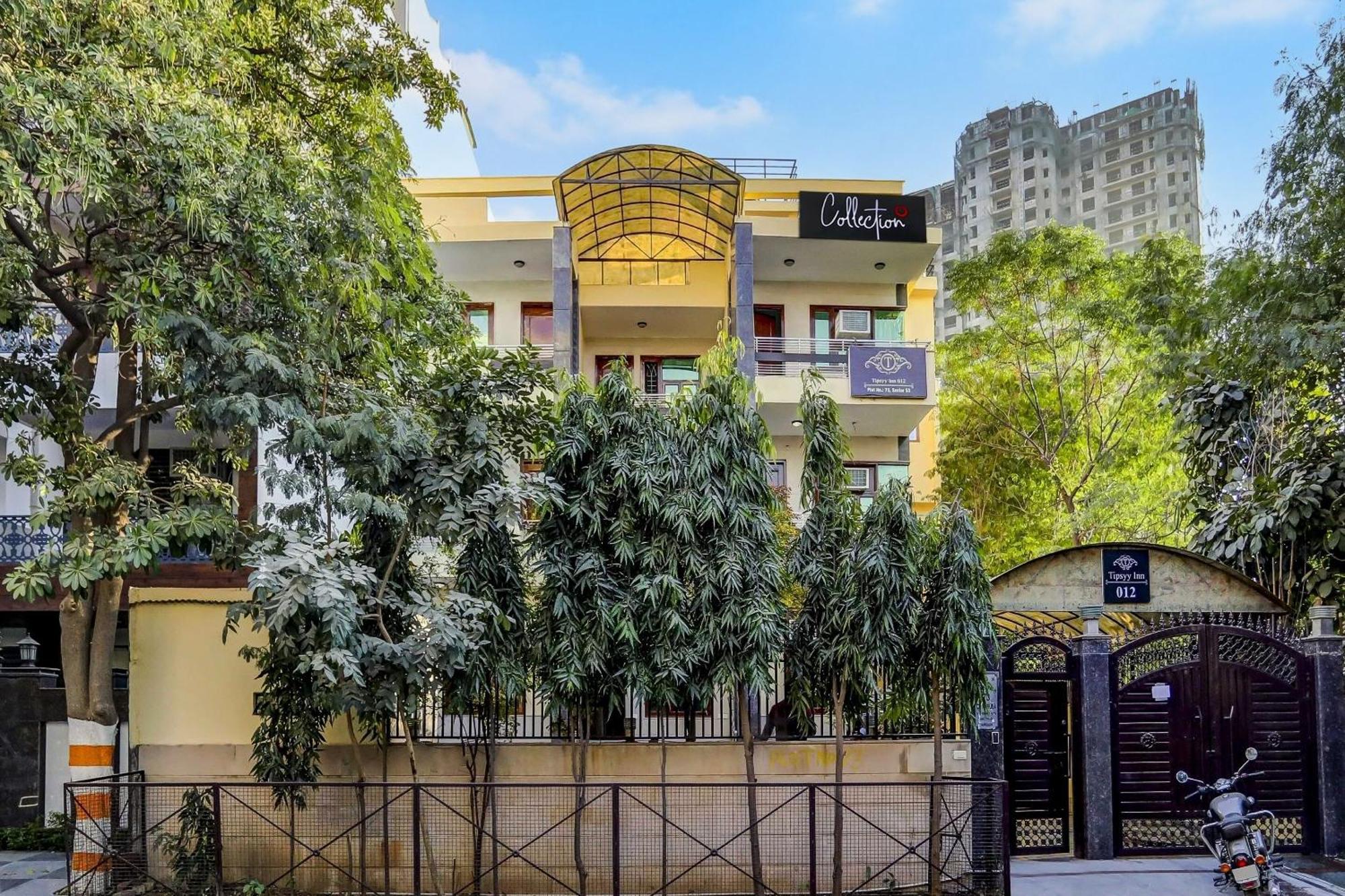 Super Capital O Uk House Residency Hotel Gurgáon Kültér fotó