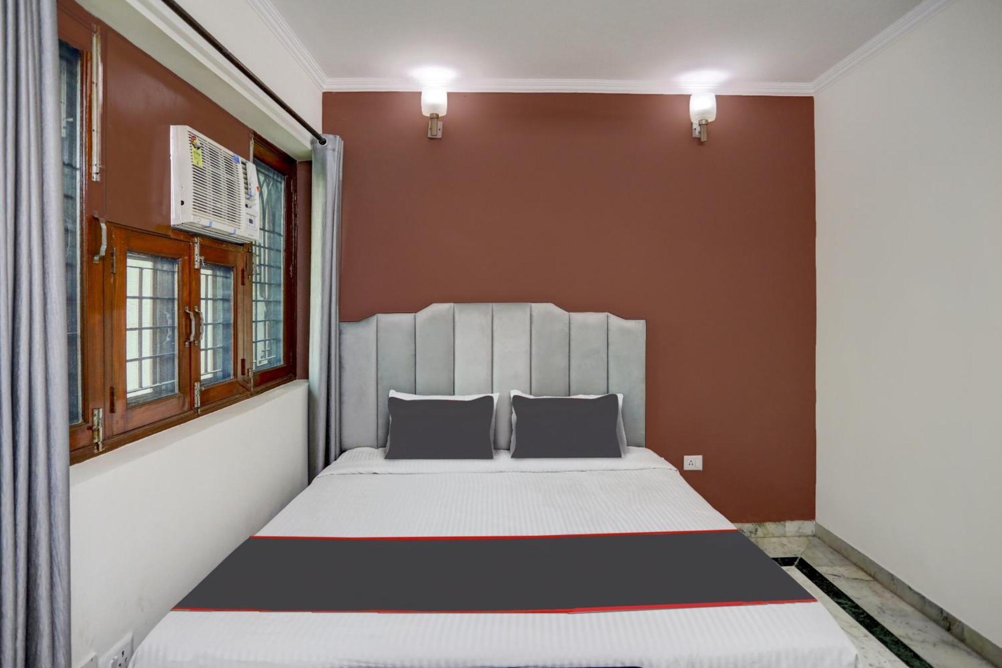Super Capital O Uk House Residency Hotel Gurgáon Kültér fotó